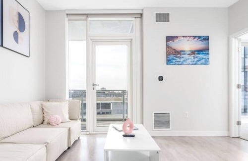 Market East District Apartment | Luxurious/ High Rise/ Downtown