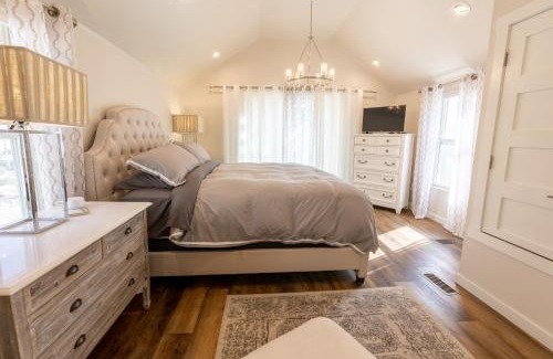 Rapid City House | Luxurious Historic Renovated Bungalow DT Rapid City with Private Patio