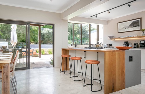 Noordhoek House | Luxurious holiday house with stunning sea views at the foot of Chapman's Peak