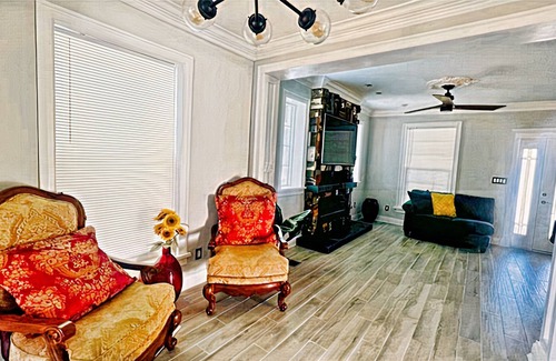 Saint Cloud House | Luxurious Home In Close Proximity To Disney World