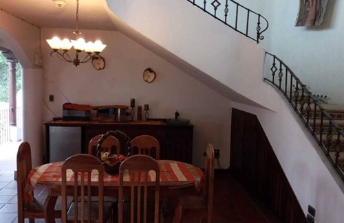Zona 9 de Mixco House | Luxurious home near Antigua