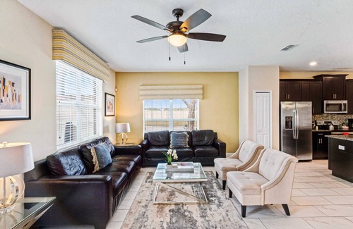 Kissimmee House | Luxurious Home w/Private Pool, near Disney!