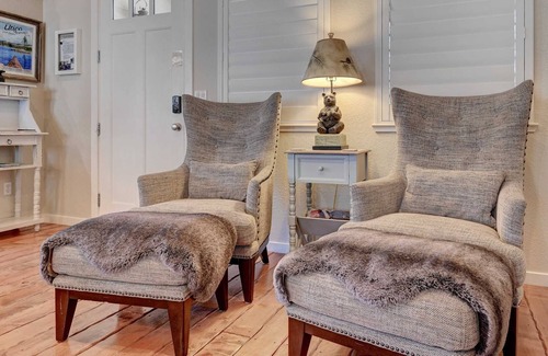 Altaville House | Luxurious home with HOT TUB