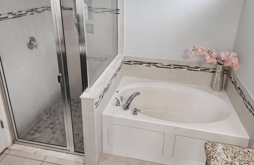 Riverview House | Luxurious home with zen energy. Experience joy.