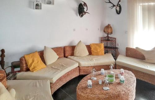 Mertola House | Luxurious House in Corte de Pao with Private Pool