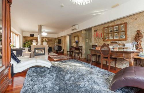 Amares House | Luxurious House in Braga with Pool