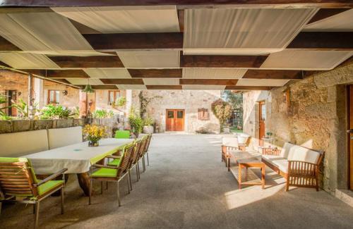 Amares House | Luxurious House in Braga with Pool