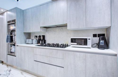 Leyton Apartment | Luxurious House Leyton sleep7+garden next to Stratford