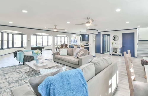 Flowery Branch House | Luxurious Lake Lanier Home with Private Dock