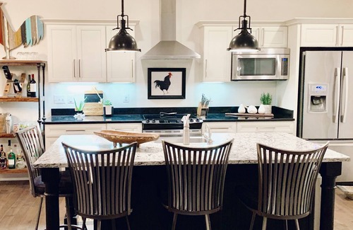 Bumpass House | Luxurious Lakehouse Retreat, waterfront with all the toys!