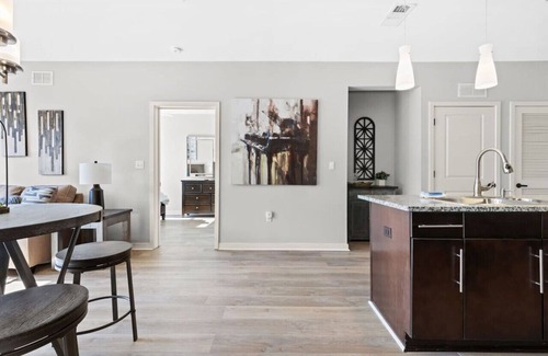 Rolling Mill Hill Condo | Luxurious Large 2 bed 2 bath Downtown Condo- #302