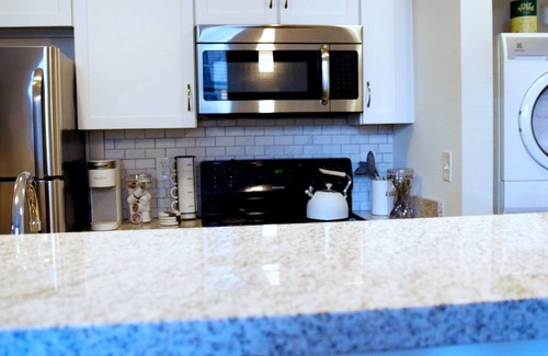 Wholesale District Apartment | Luxurious living right in the heart of Downtown!
