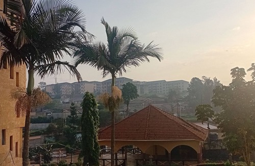 Mbarara House | Luxurious Lodge in Mbarara with Shared Pool and Central AC