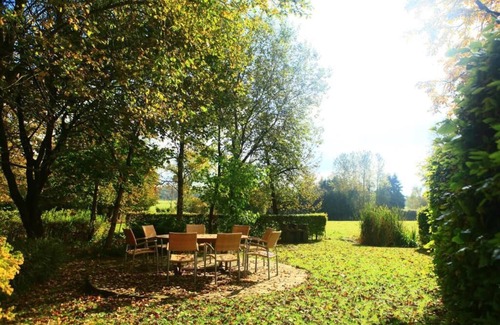 Momignies House | Luxurious loft near Chimay with pool table, table soccer, darts, arcade cabinet