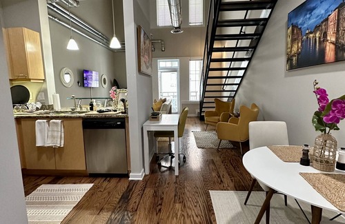 Atlantic Station Area Condo | Luxurious Loft W PATIO VIEW