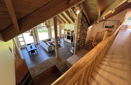 Sun Valley Cabin | Luxurious Log Home Retreat