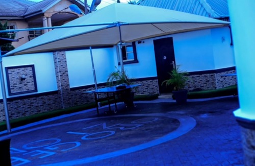 Benin City House | Luxurious Lukes Apartment