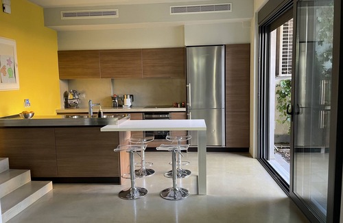 Bouvet Island Villa | Luxurious, minimal design house with garden in the Maroussi district!