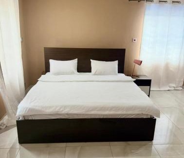 Madina House | Luxurious Modern 2 bedroom house at Lakeside