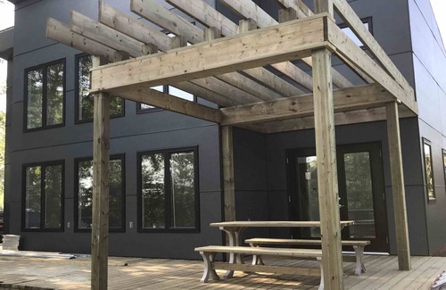 Grand Marais House | Luxurious modern lakefront cottage in Grand Beach Manitoba