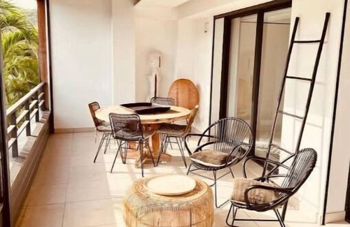 Lurin Apartment | Luxurious modern space boasting stunning views