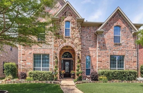 Frisco Villa | Luxurious Moroccan Oasis in Frisco with Heated Pool, Jacuzzi, Media Room &Grill.