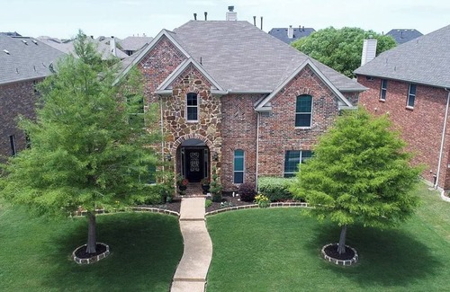 Frisco Villa | Luxurious Moroccan Oasis in Frisco with Heated Pool, Jacuzzi, Media Room &Grill.