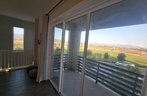 Dublin House | Luxurious New 4 BD/3.5 BA House - Near public transportation