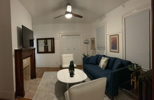 Albany House | LUXURIOUS newly remodeled 2BR in the heart of Albany