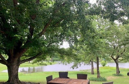 Sulphur Villa | Luxurious newly renovated villa located on Twin Lakes