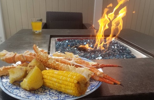 Chino House | Luxurious No Pet Fee Townhome