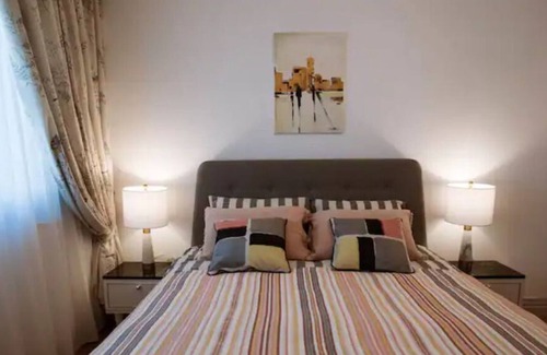 Kilburn Apartment | Luxurious Oasis: Boutique Villa in Copou, Iași