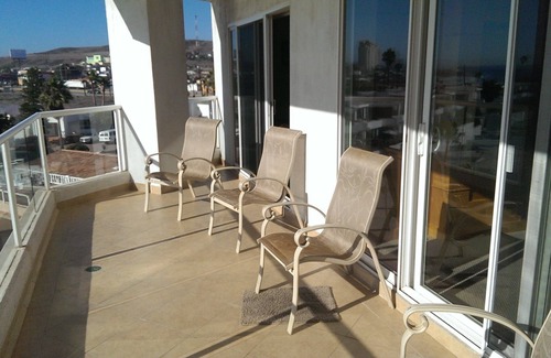 Popotla Condo | Luxurious Ocean Front View