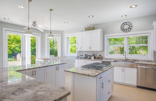 Grand Harbour Villa | Luxurious Oceanfront Villa El Oceano with Ocean views