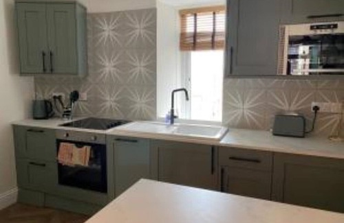 Eyemouth Apartment | Luxurious one-bedroom seaside apartment