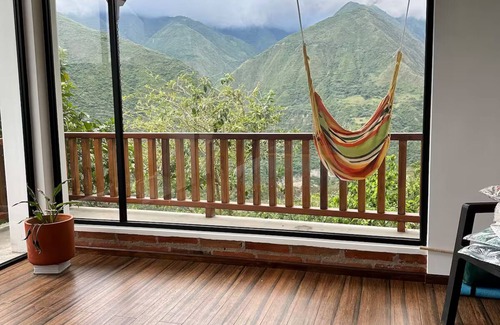 Calacali Bed & Breakfast | Luxurious Panoramic Suite at The Cloud Forest Retreat w/views & modern comforts