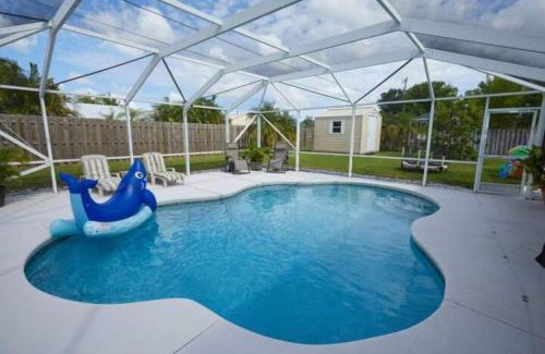 Port Saint Lucie House | Luxurious Pool Cottage Sleep 2