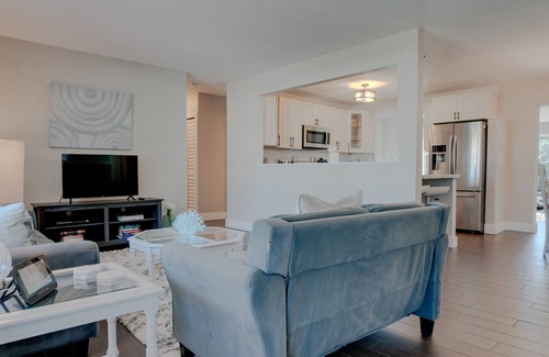 Deerfield Beach House | Luxurious private home with heated pool & spa . Five min to beach
