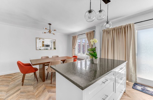 Sheepshead Bay House | Luxurious Private 3BR Duplex in the heart of Brooklyn