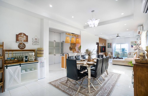 Bacnotan Villa | Luxurious,Private,Beachfront home with Garden and Stunning Pool Views