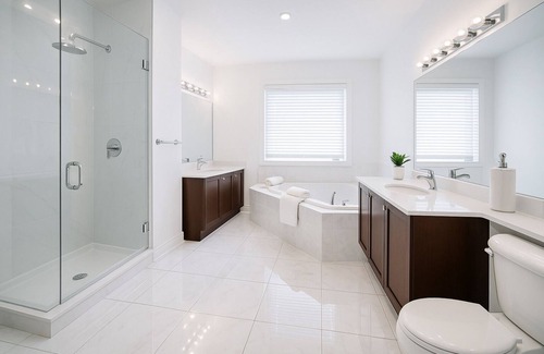 Markham House | Luxurious private Master bedroom