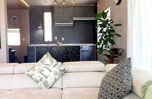 Suruga Ward House | Luxurious private villa 10 minutes from Shizuoka on the Tomei Expressway with views of Mt.