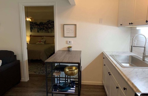 Niwot Condo | Luxurious, Quiet Condo in the Heart of Town