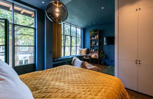 Oud-Zuid Bed & Breakfast | Luxurious Residence in Vondelpark/Museum District
