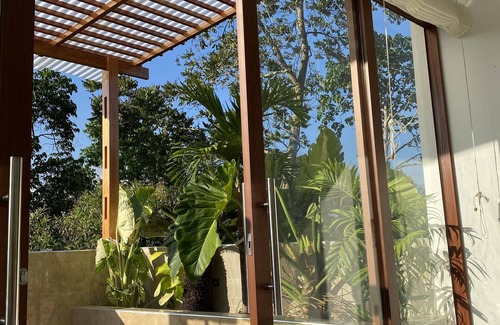 Rioja House | Luxurious Residence With Kitchen, Washer and Dryer with Views In the Center
