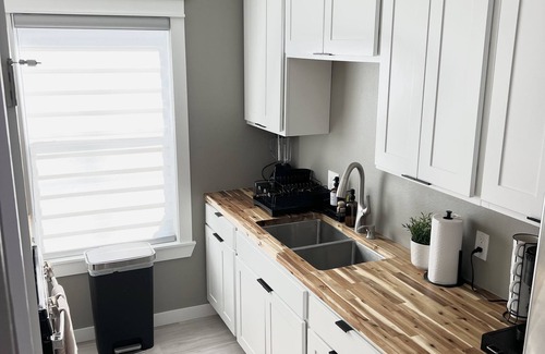 Waco House | Luxurious retreat for your stay in Waco; all you could want for amenities.