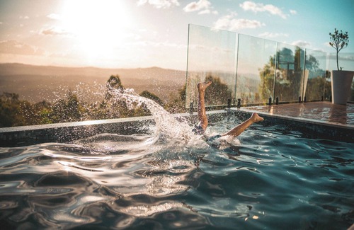 Sarabah House | Luxurious Retreat|Heated PoolO'Reilly's Canungra Vineyard|Gold Coast Hinterland