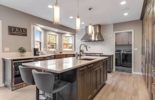 Eagle House | Luxurious Retreat in Lexington Hills, Eagle, ID