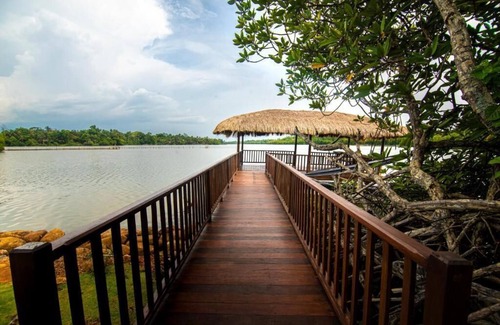 Balapitiya Villa | Luxurious river front colonial villa Balapitiya