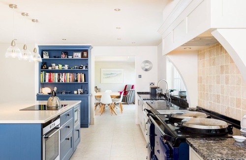 Tiddington House | Luxurious Riverside 4Bed Family Home, Tiddington | Pass The Keys